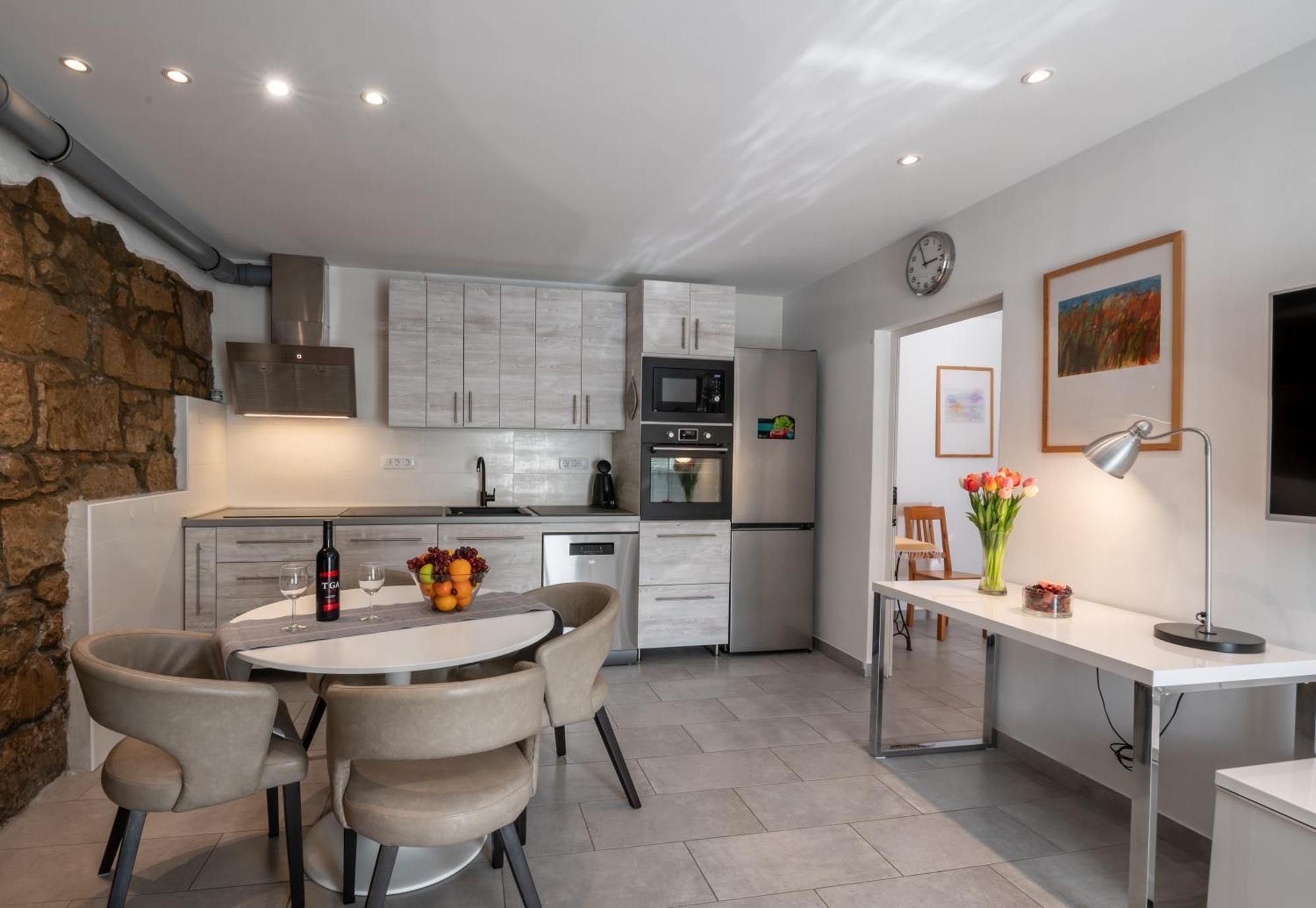 Relax House Rosemary Apartment Draga Bašćanska Екстериор снимка
