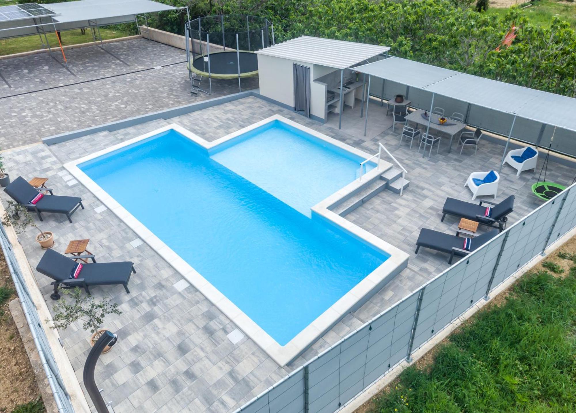 Relax House Rosemary Apartment Draga Bašćanska Екстериор снимка